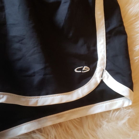 Champion Shorts - Picture 2 of 6